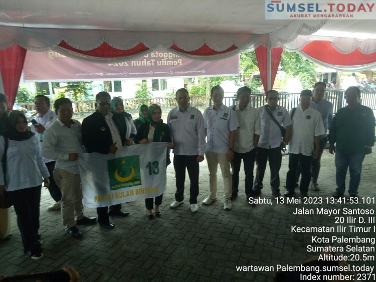 Ade Victoria Targetkan Satu Kursi di Dapil Masing-Masing