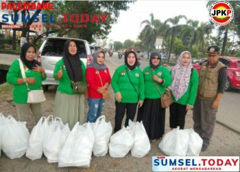 JPKP Berbagi Takjil Indahnya di Bulan Ramdhan Penuh Berkah