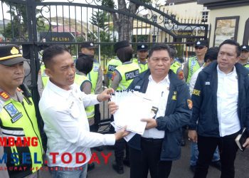 Garda Prabowo DKD Provinsi Sumsel Kembali Gelar Aksi, di Depan Mapolda Sumsel,