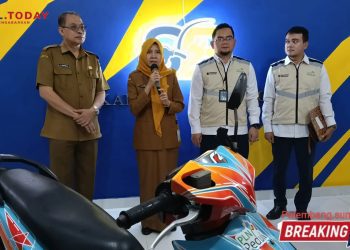 SMK Negeri 2 Palembang Meresmikan Bengkel Konversi Sepeda Motor Listrik Pertama di Sumatera Selatan