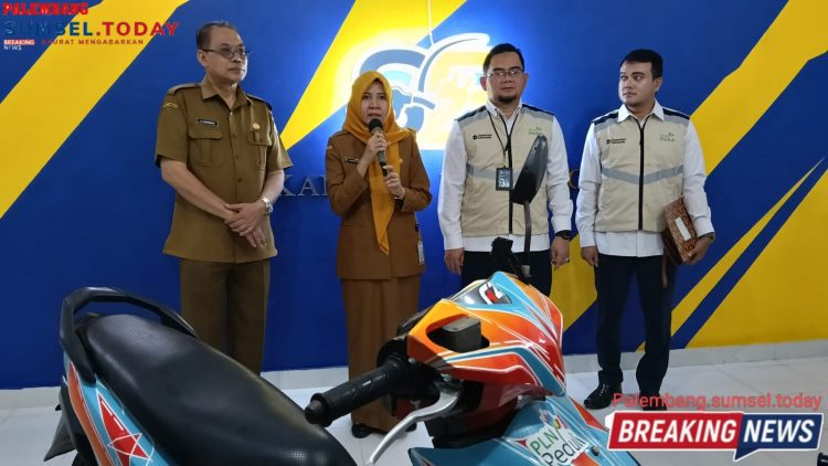 SMK Negeri 2 Palembang Meresmikan Bengkel Konversi Sepeda Motor Listrik Pertama di Sumatera Selatan